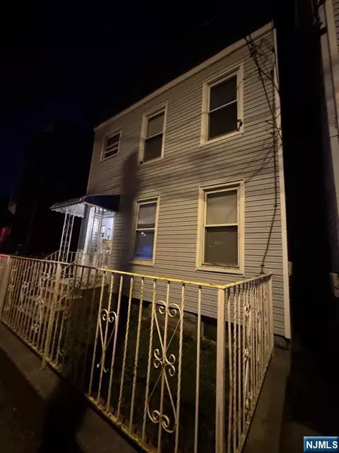 443 Grove St, Irvington, NJ 07111