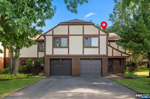121 Broadway #121, Cresskill, NJ 07626