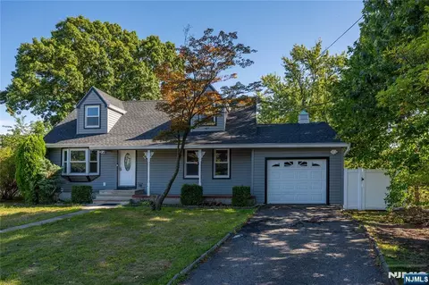 43 Graydon Ter, Clifton, NJ 07013