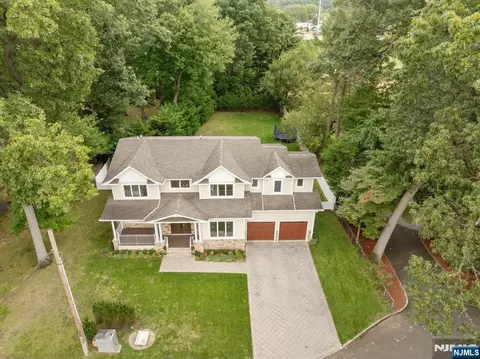 40 5th St, Cresskill, NJ 07626 photo 1