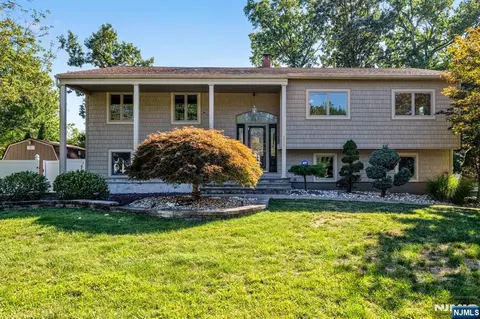 266 Seton Hall Dr, Paramus, NJ 07652 photo 1