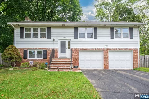 401 E Plane St, Hackettstown, NJ 07840 photo 1