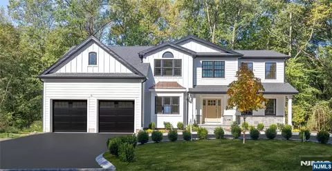 704 Orangeburgh, River Vale, NJ 07675