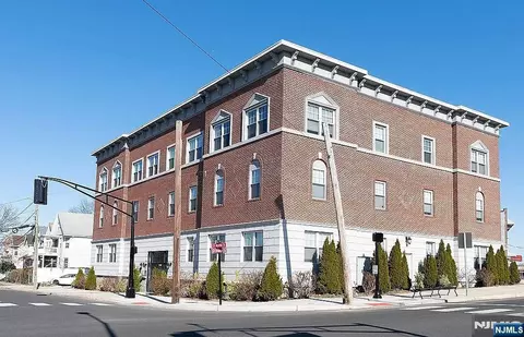 7 Myrtle St #10, Bloomfield, NJ 07003