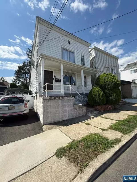 387 Hobart Ave, Haledon, NJ 07508