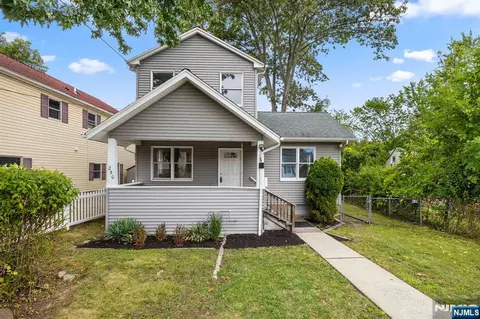 250 Woodcliff Ave, Little Falls, NJ 07424