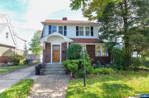 8-09 12th St, Fair Lawn, NJ 07410