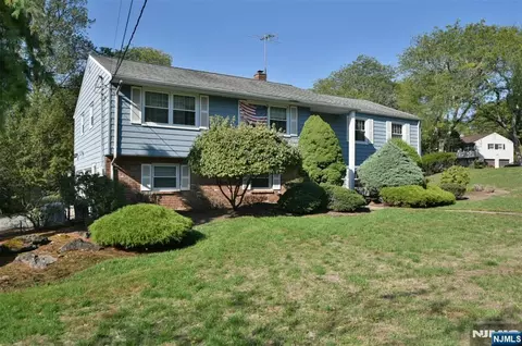 60 Brandon Ave, Wayne, NJ 07470 photo 1