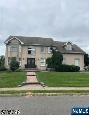 33 Mcguire Dr, West Orange, NJ 07052