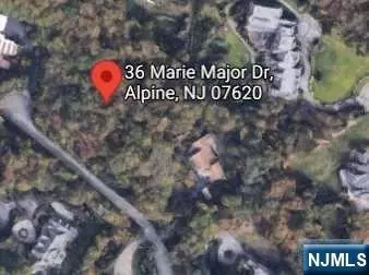 36 Marie Major Dr, Alpine, NJ 07620 photo 2