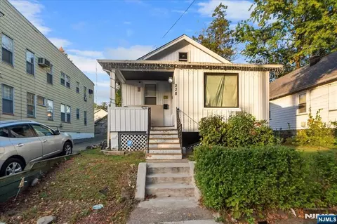 228 Madison Ave, Irvington, NJ 07111