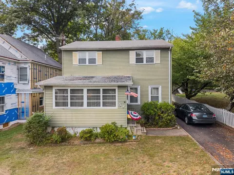 59 Erie Ave, Midland Park, NJ 07432