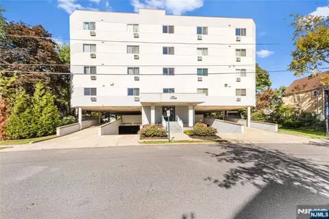 10 Orchard St #3E, Hackensack, NJ 07601 photo 1