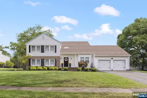 20 Dwight St, Wayne, NJ 07470 photo 1