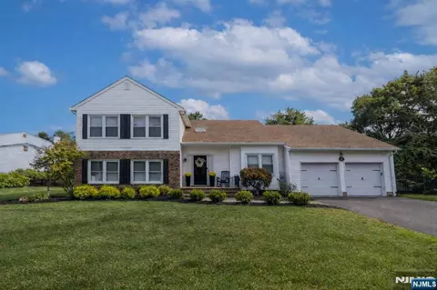 Exterior - 20 Dwight St, Wayne, NJ 07470 photo 11 of 11