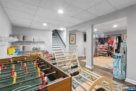 Entry Way - 20 Dwight St, Wayne, NJ 07470 photo 6 of 6