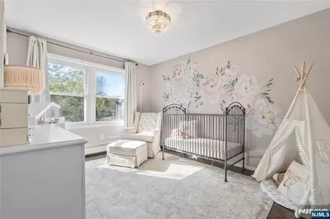 Bedroom - 20 Dwight St, Wayne, NJ 07470 photo 3 of 9
