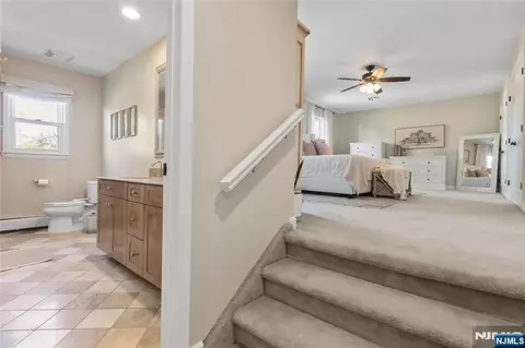 Entry Way - 20 Dwight St, Wayne, NJ 07470 photo 4 of 6