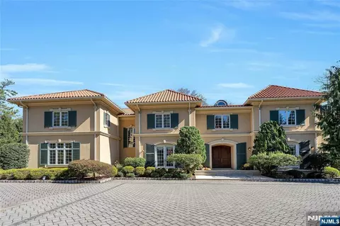 186 E Saddle River Rd, Saddle River, NJ 07458 photo 1