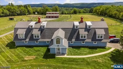 77 Union Brick Rd, Blairstown, NJ 07825