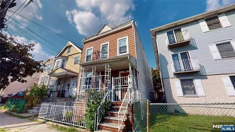 277 2nd Ave, Newark, NJ 07107