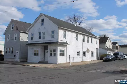 519 Roosevelt Ave, Carteret, NJ 07008