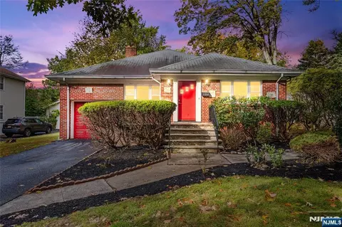 280 Knickerbocker Rd, Closter, NJ 07624 photo 1