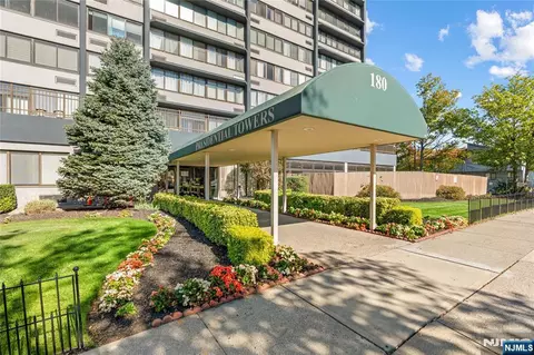 170-202 Lafayette Ave #6I, Passaic, NJ 07055