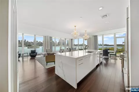 1200 Avenue At Port Imperial #508, Weehawken, NJ 07086