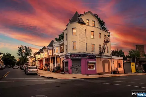 101 Eaton Pl, East Orange, NJ 07017