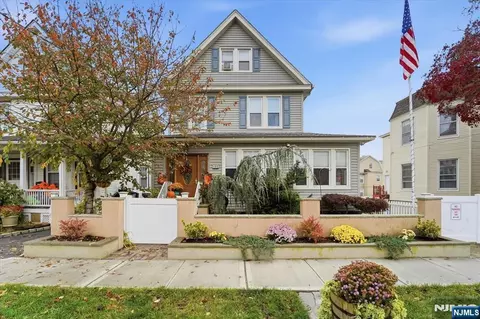 486 Devon St, Kearny, NJ 07032 photo 1