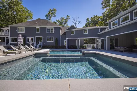 49 North Ave, Montvale, NJ 07645