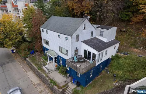 1106-1108 River Rd, Edgewater, NJ 07020 photo 4