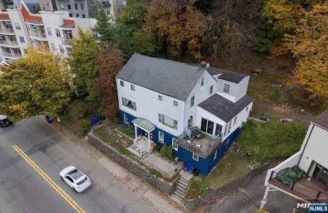 1106-1108 River Rd, Edgewater, NJ 07020 photo 3