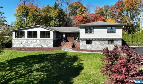 23 Halco Dr, Paramus, NJ 07652 photo 1