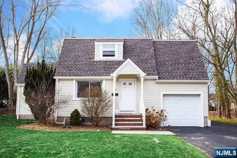 36 Morningside Ave, Cresskill, NJ 07626