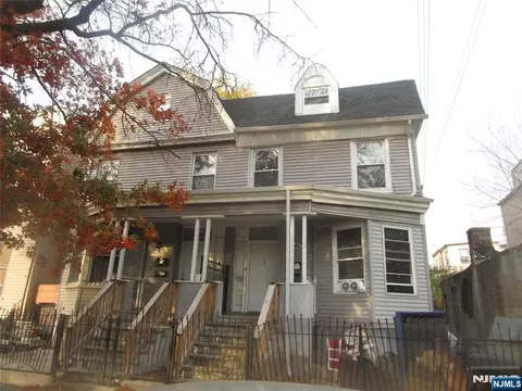 437 7th Ave, Newark, NJ 07107