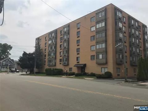 5 Linden St #3C, Hackensack, NJ 07601 photo 1