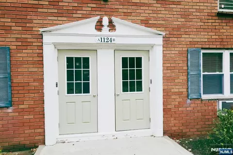 1124 Valley Rd #1B, Wayne, NJ 07470 photo 1