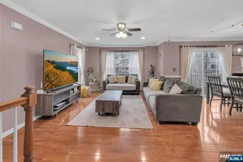 22 Marina Dr, Bayonne, NJ 07002