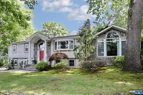 62 Leach, Park Ridge, NJ 07656