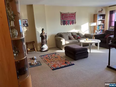 Living - 280 Prospect Ave #11H, Hackensack, NJ 07601 photo 2 of 2