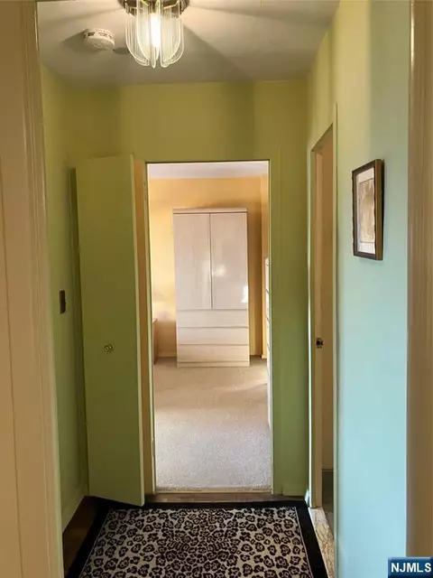 Entry Way - 280 Prospect Ave #11H, Hackensack, NJ 07601 photo 2 of 2