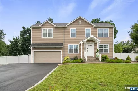 322 E Midland Ave, Paramus, NJ 07652 photo 1