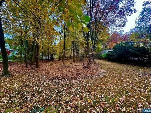 216 E Midland Ave, Paramus, NJ 07652 photo 5