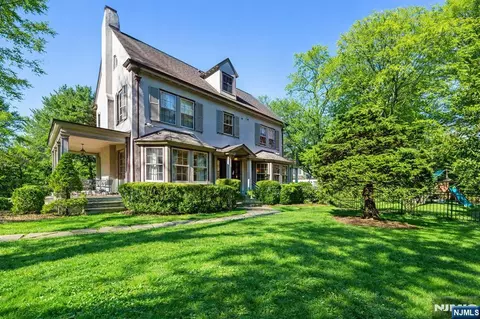 116 Lydecker St, Englewood, NJ 07631