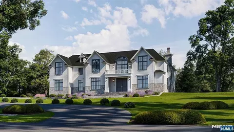 717 Wearimus Rd, Township Of Washington, NJ 07676