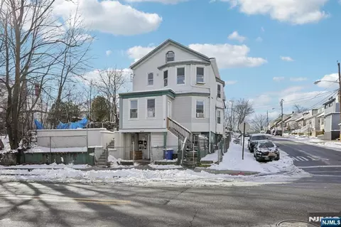 123-125 Belmont Ave, Paterson, NJ 07522