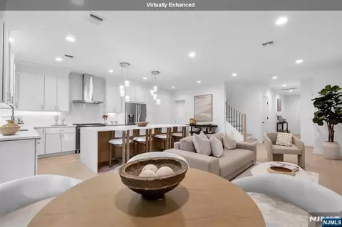 21 Fey Pl, Oradell, NJ 07649