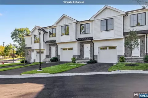 23 Fey Pl, Oradell, NJ 07649